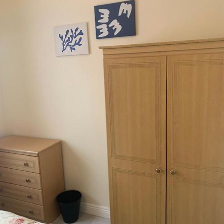 One Bedroom Apartment Дублин Экстерьер фото