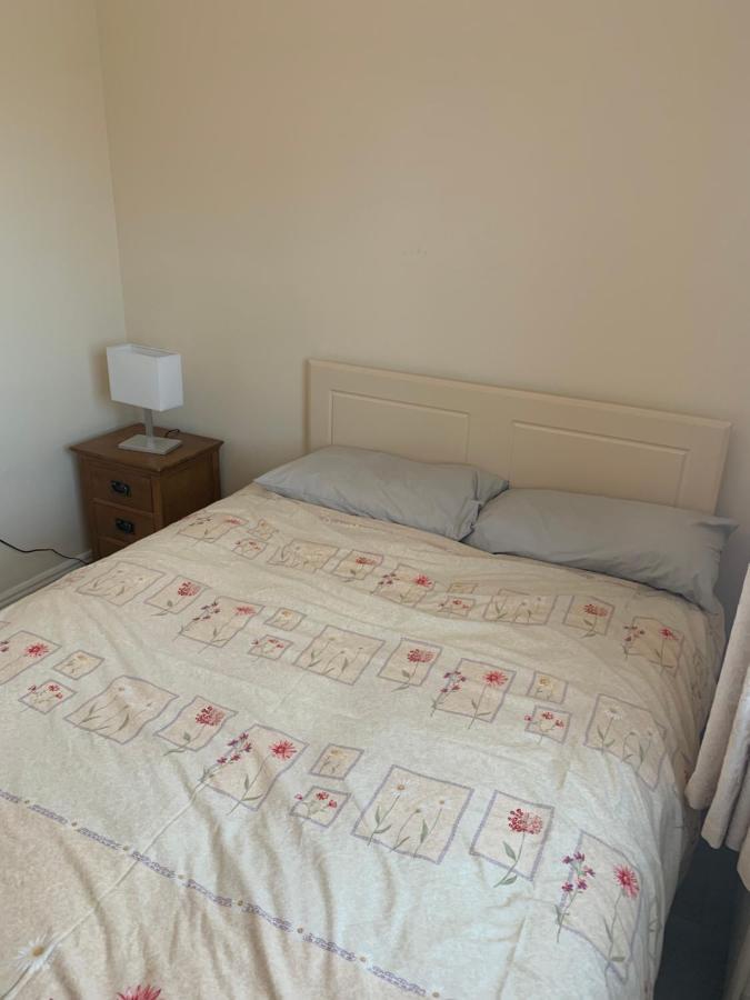 One Bedroom Apartment Дублин Экстерьер фото