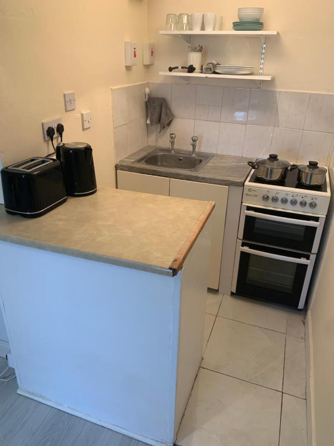 One Bedroom Apartment Дублин Экстерьер фото